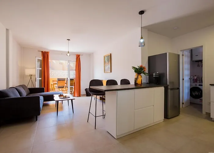 Ocean Breeze Apartment