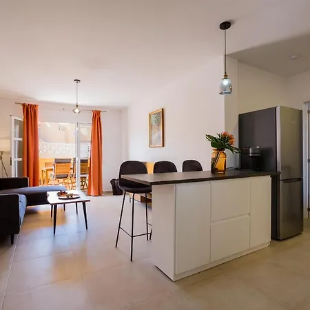 Ocean Breeze Apartament